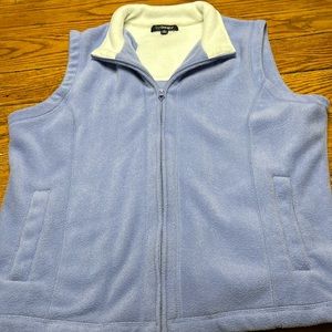 by design blue polyester zip front vest.  Size XL. Excellent condition.